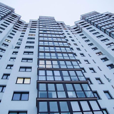 Уютная Квартира В Новом Доме Недалеко От Центра Minsk Exterior photo